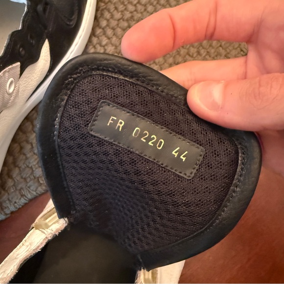 Givenchy Men's Wing Leather Sneakers - Picture 7 of 7